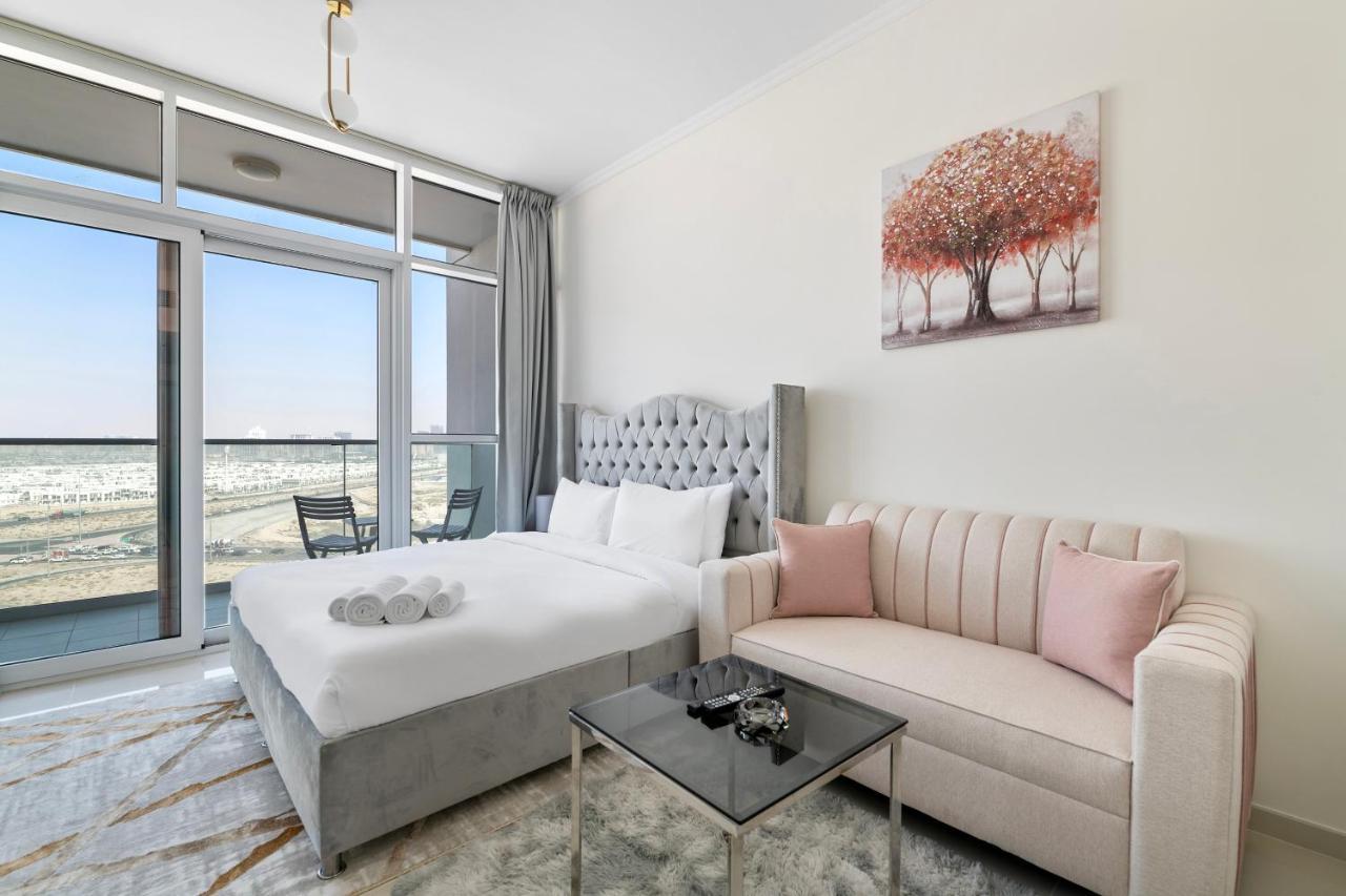 Fabulous In Damac Hills With A Pool & Gym *
